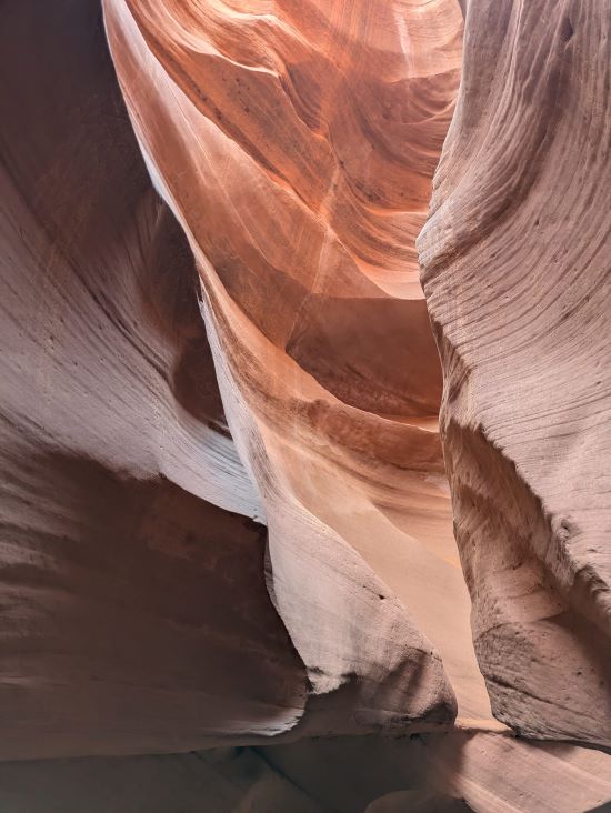 Shades of red and orange in the slot canyons of Antelope Canyon near Page, AZ.